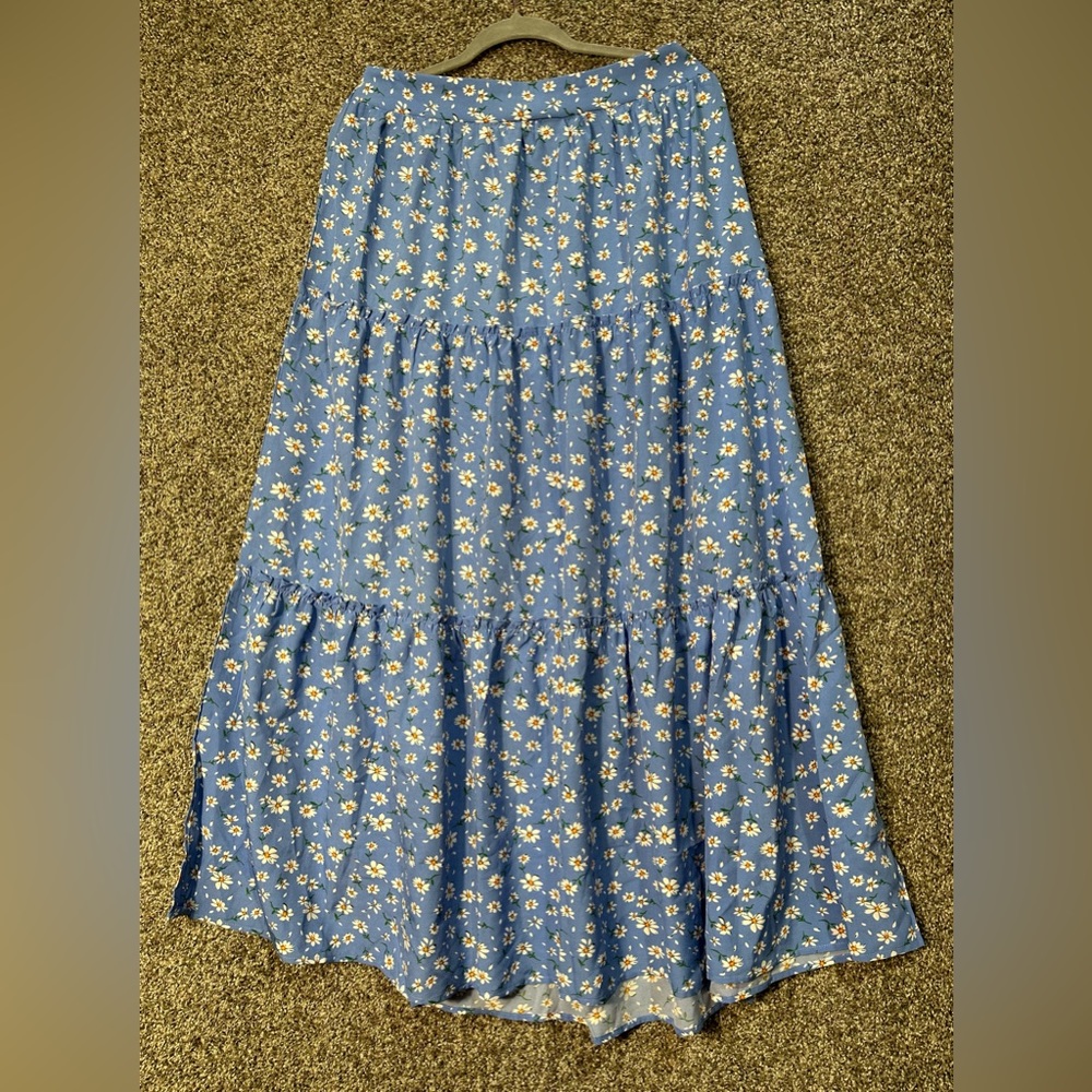 NWT Floral One Shoulder Crop Top and Split Maxi Skirt Set Size XL - Picture 2 of 4